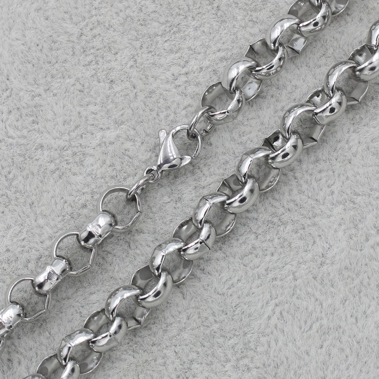 Цепь мужская бельцер Stainless Steel из медицинской хирургической стали длина 60 см ширина 4 мм цвет серебро
Цепь мужская бельцер Stainless Steel из медицинской хирургической стали длина 60 см ширина 4 мм цвет серебро