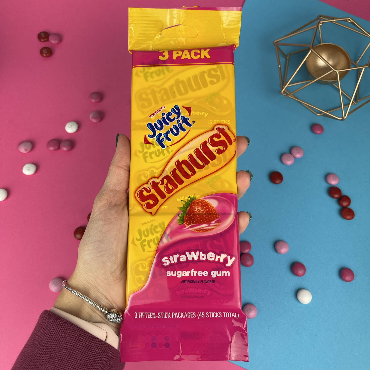 Жевательная резинка Juicy Fruit джуси фрут Starburst старбёртс Strawberry Sugarfree Gum 3 упаковки
Жевательная резинка Juicy Fruit джуси фрут Starburst старбёртс Strawberry Sugarfree Gum 3 упаковки
