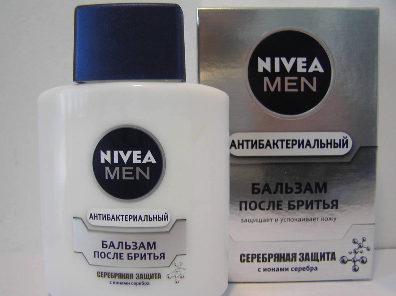 Бальзам после бритья мужской Nivea 100 мл. (Нивея Антибактериальный Серебряная защита)
Бальзам после бритья мужской Nivea 100 мл. (Нивея Антибактериальный Серебряная защита)