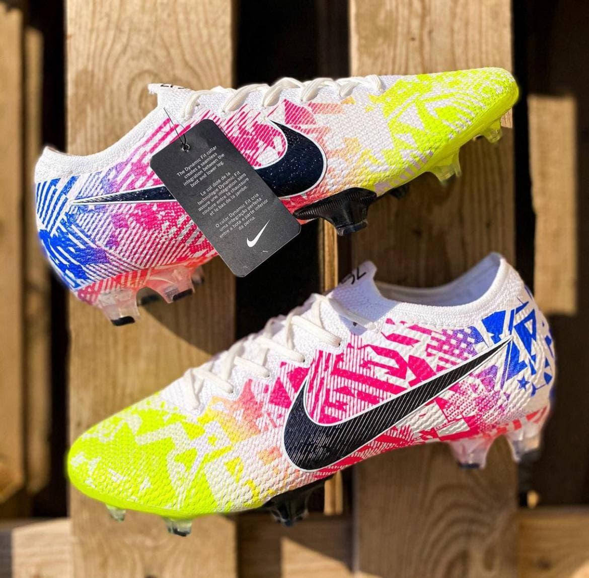 Бутсы (Копы) Nike Mercurial Vapor 13 Academy Neymar Jr.MG Футбольные бутсы копы найк меркуриал, Разные цвета
Бутсы (Копы) Nike Mercurial Vapor 13 Academy Neymar Jr.MG Футбольные бутсы копы найк меркуриал, Разные цвета