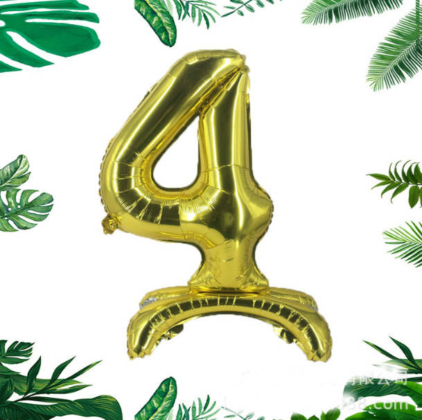 Трёхмерный золотой шар цифра "4", 80 см в упаковке
Трёхмерный золотой шар цифра "4", 80 см в упаковке