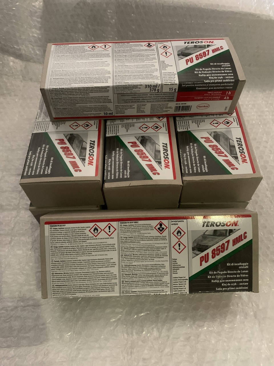 Набор Клея для вклейки автостекол Teroson 8597 HMLC набор 1507386
Набор Клея для вклейки автостекол Teroson 8597 HMLC набор 1507386