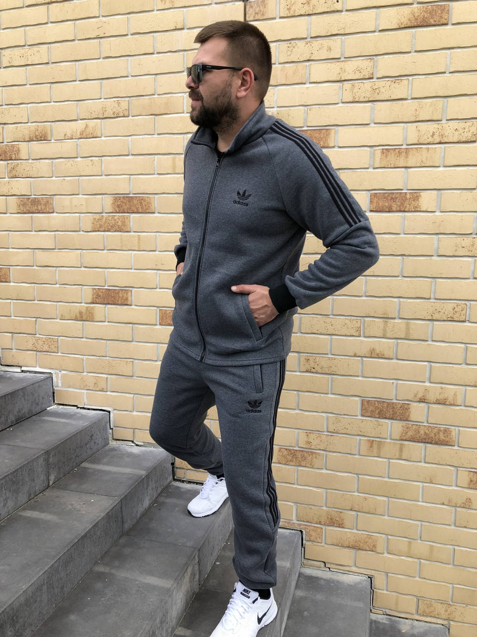 Мужской спортивный костюм Adidas(адидас). Теплий чоловічий спортивний костюм. Костюм утепленный Adidas(адидас) L
Мужской спортивный костюм Adidas(адидас). Теплий чоловічий спортивний костюм. Костюм утепленный Adidas(адидас) L