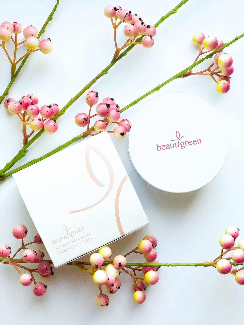 Гидрогелевые патчи с гранатом и рубиновой пудрой BEAUUGREEN POMEGRANATE & RUBY HYDROGEL EYE PATCH
Гидрогелевые патчи с гранатом и рубиновой пудрой BEAUUGREEN POMEGRANATE & RUBY HYDROGEL EYE PATCH