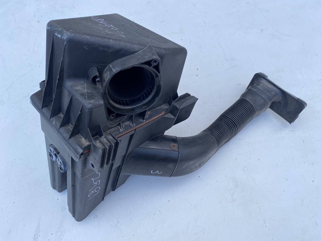 6q0129601ar корпус воздушного фильтра VAG Skoda Fabia 2 Roomster Praktik Seat Ibiza
6q0129601ar корпус воздушного фильтра VAG Skoda Fabia 2 Roomster Praktik Seat Ibiza