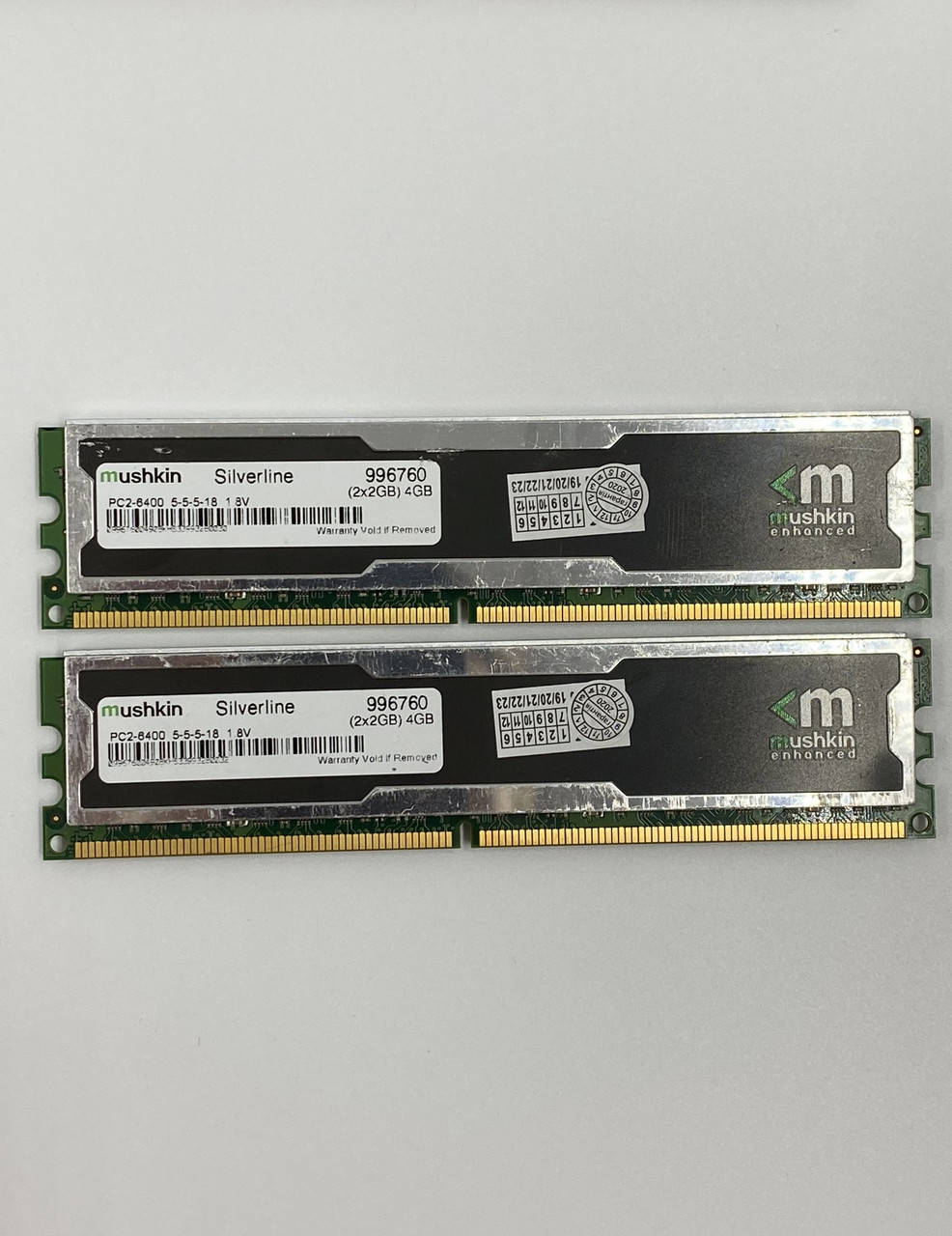 Игровая оперативная память Mushkin DIMM DDR2 4Gb (2*2Gb) 800MHz PC2 6400U CL5 (996760) Б/У
Игровая оперативная память Mushkin DIMM DDR2 4Gb (2*2Gb) 800MHz PC2 6400U CL5 (996760) Б/У