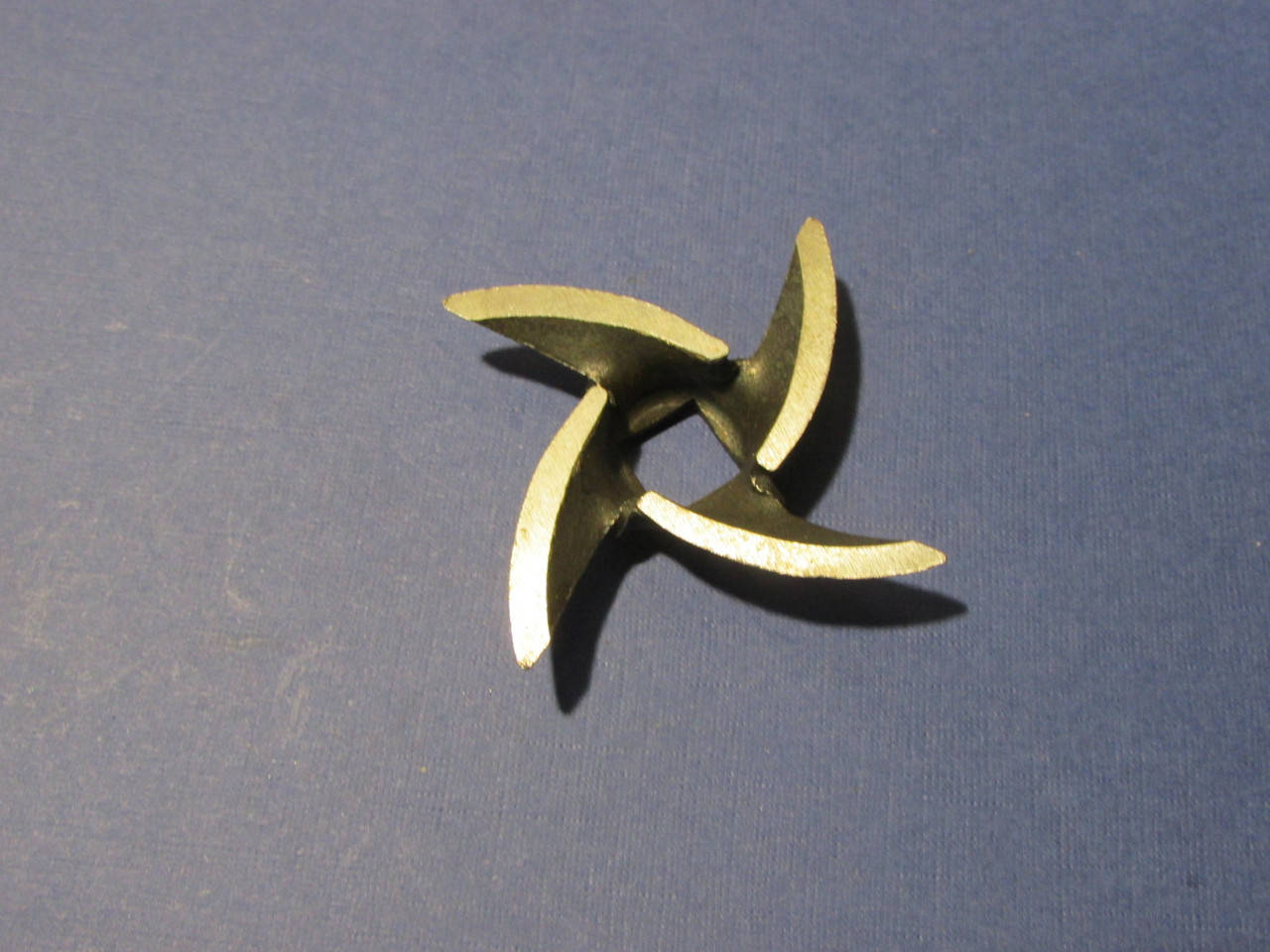 Нож левого вращения для кух. комбайна МРИЯ
Нож левого вращения для кух. комбайна МРИЯ