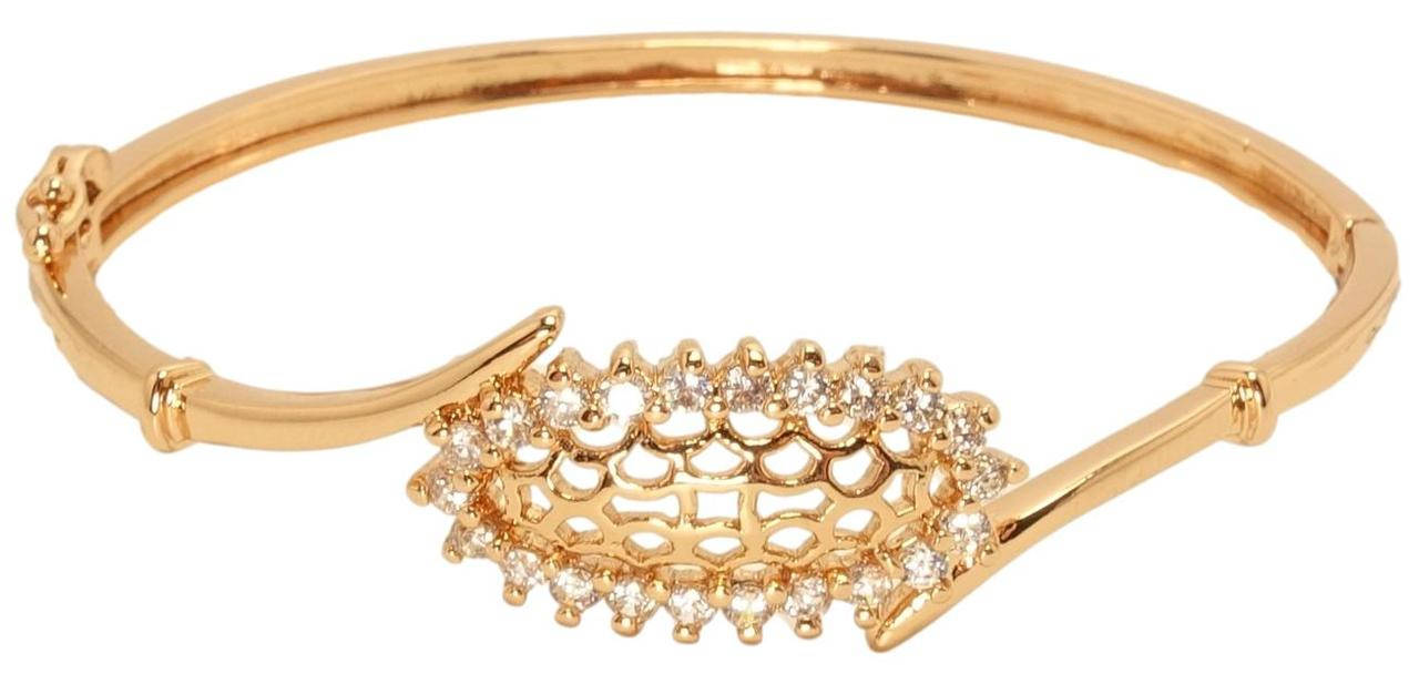 Браслет Xuping Позолота РО "Вставка овал с резным узором в обрамлении циркония" ø 6см
Браслет Xuping Позолота РО "Вставка овал с резным узором в обрамлении циркония" ø 6см