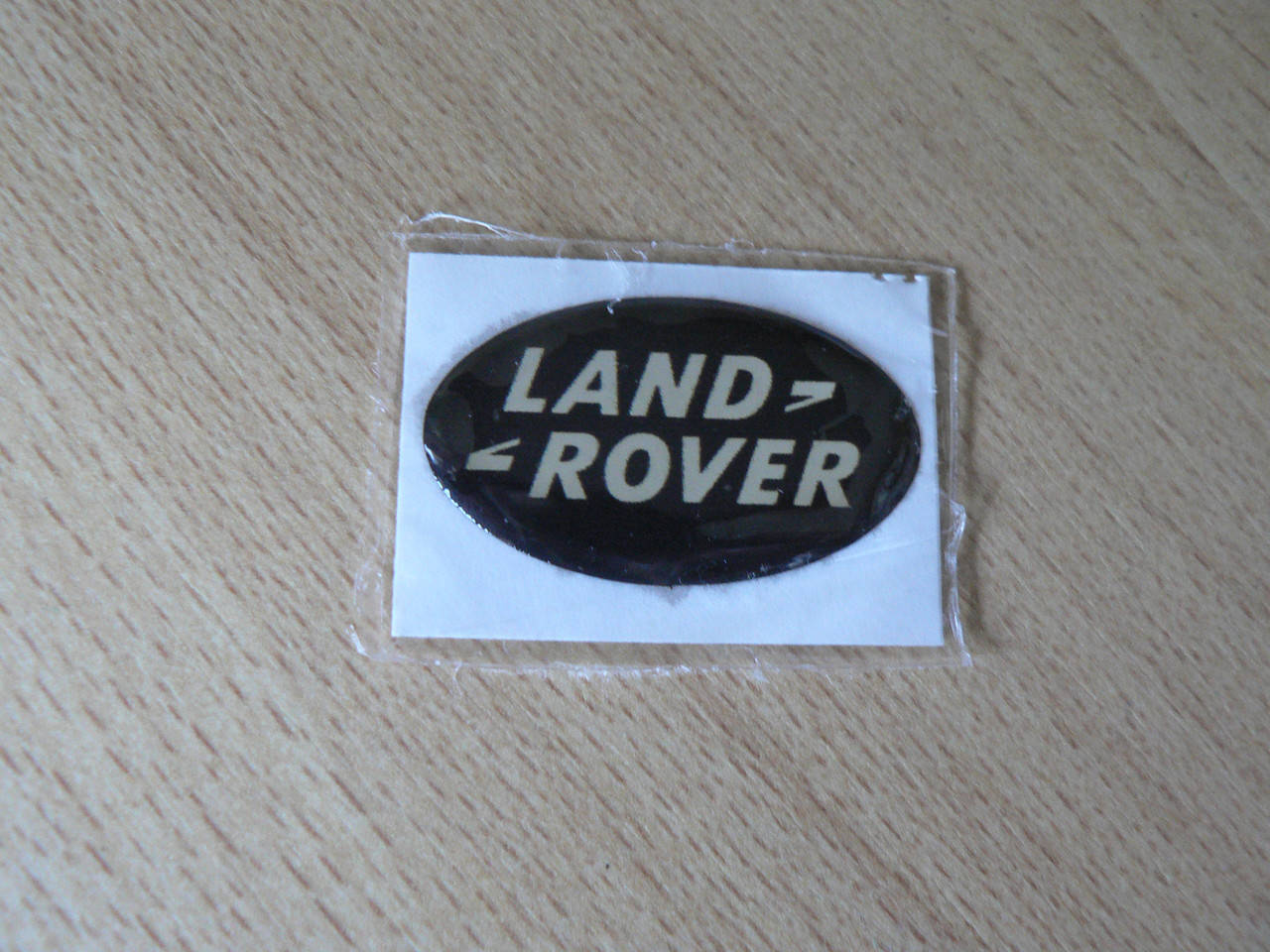 Наклейка s вставка в эмблему Land Rover овал 34,5х21х1,2мм силиконовая эмблема черная на авто Ленд Ровер, Черный
Наклейка s вставка в эмблему Land Rover овал 34,5х21х1,2мм силиконовая эмблема черная на авто Ленд Ровер, Черный