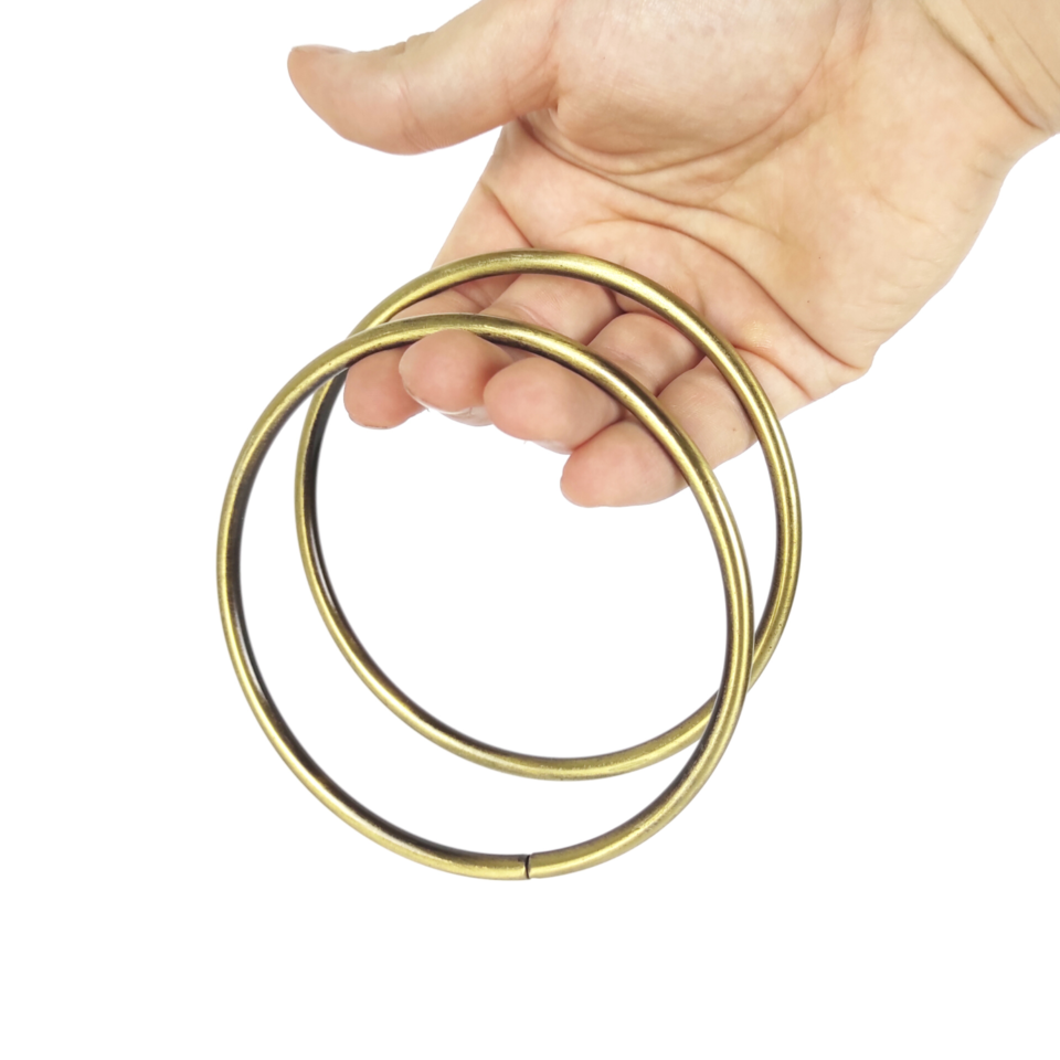 Круглая ручка для сумки, кольцо 10 см, металл, антик
Круглая ручка для сумки, кольцо 10 см, металл, антик