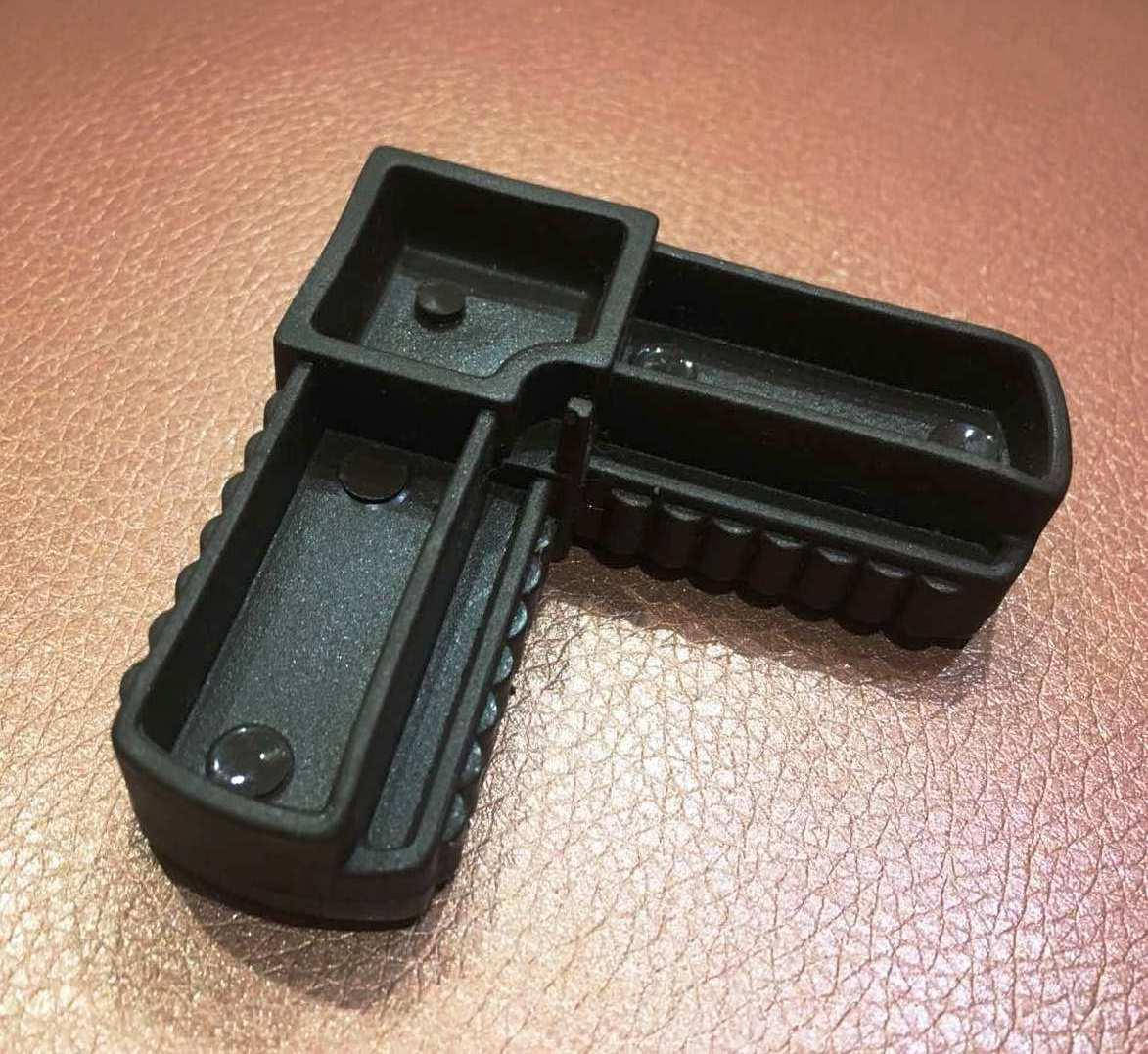 Уголок для дверной рамной москитной сетки Размер рамки 17 мм х 25 мм коричневый 
Уголок для дверной рамной москитной сетки Размер рамки 17 мм х 25 мм коричневый