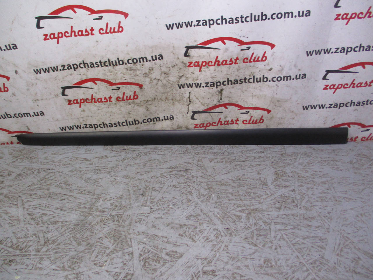 Молдинг двери передней левой MR957269 9919050 Colt CZ 3 Mitsubishi 
Молдинг двери передней левой MR957269 9919050 Colt CZ 3 Mitsubishi