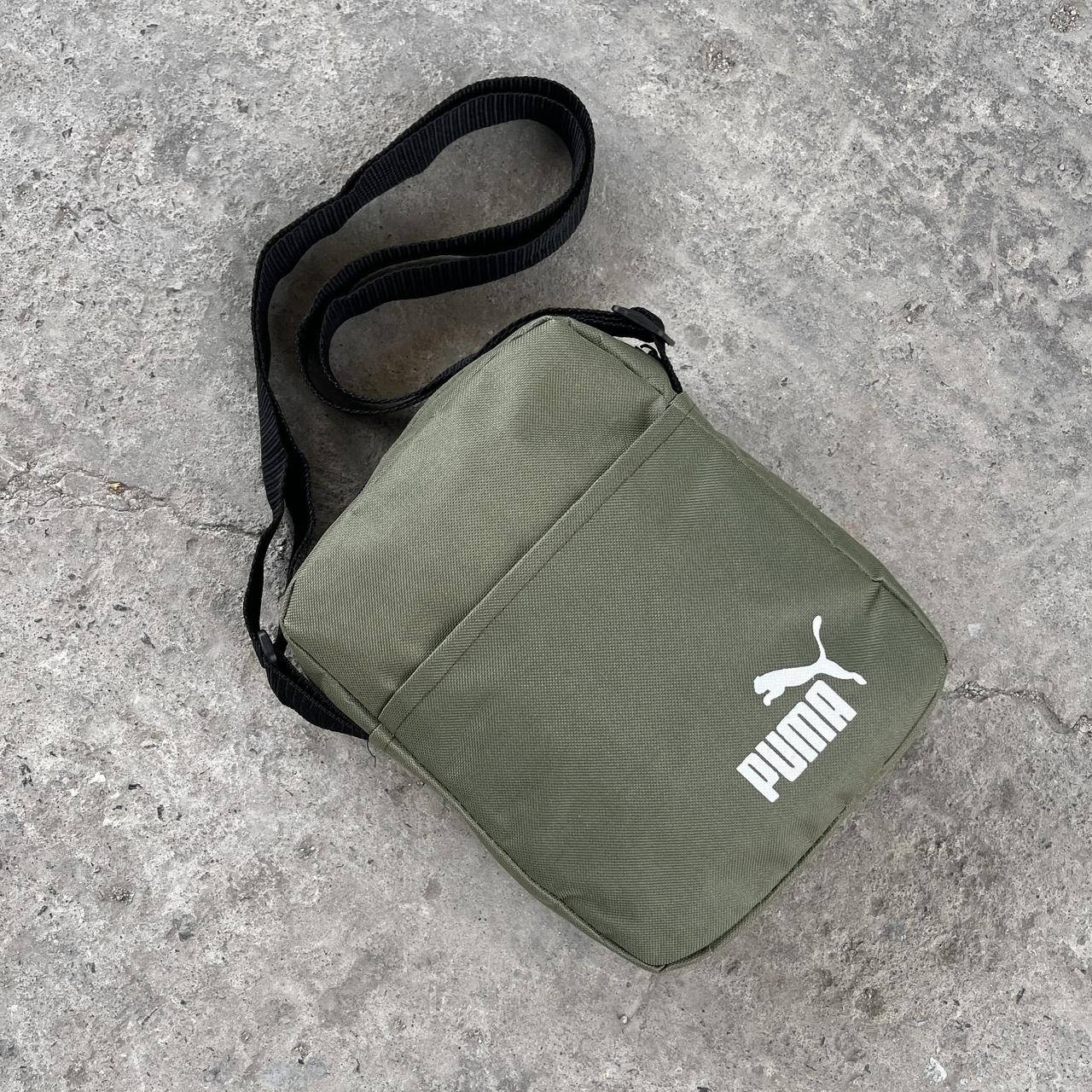 Мужская барсетка Puma хаки тканевая через плечо , Мужские сумки и барсетки Puma мессенджер ТОП Wear
Мужская барсетка Puma хаки тканевая через плечо , Мужские сумки и барсетки Puma мессенджер ТОП Wear