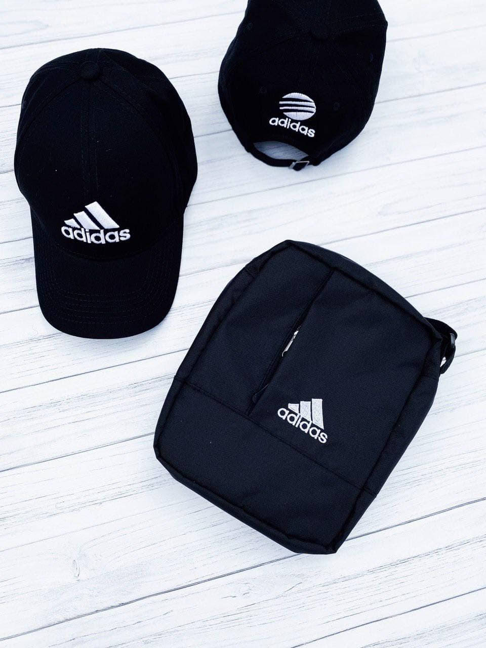 Барсетка мужская + Кепка Adidas (Адидас) Комплект мужской спортивный Бейсболка + Мессенджер ТОП качества, Черный
Барсетка мужская + Кепка Adidas (Адидас) Комплект мужской спортивный Бейсболка + Мессенджер ТОП качества, Черный