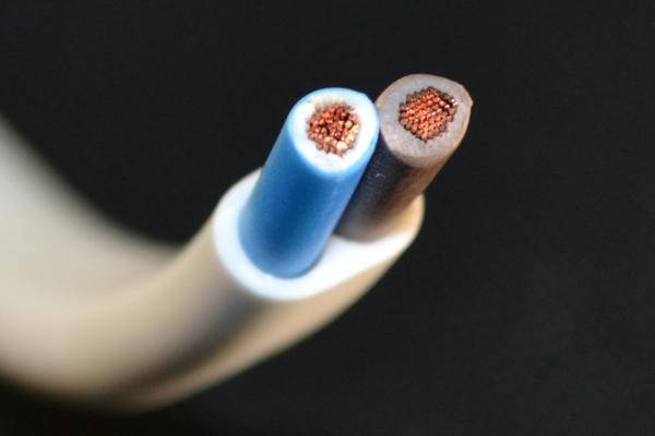 Провод ШВВП 2х2,5 медный плоский для электропроводки монтажный ГОСТ 
Провод ШВВП 2х2,5 медный плоский для электропроводки монтажный ГОСТ