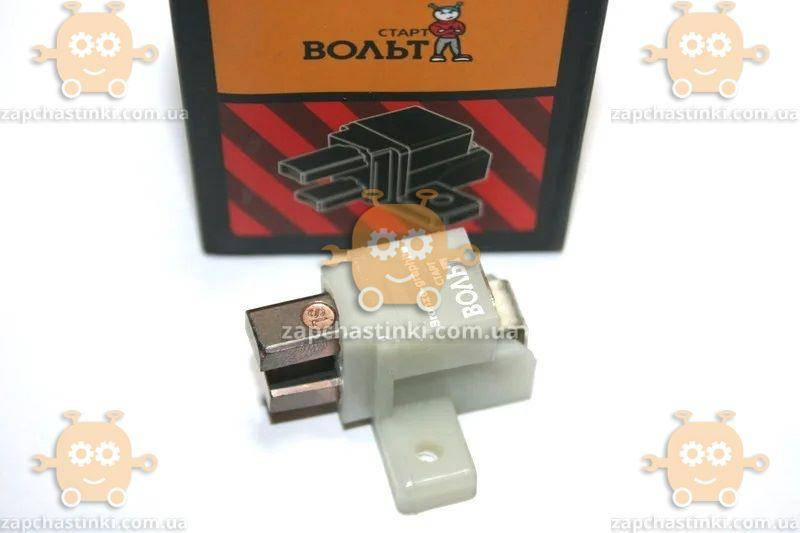 Щеточный узел генератора ВАЗ 2101 - 2107 бронзо - графит (универсал) (пр-во СтартВОЛЬТ Завод) ЗЕ 00000387
Щеточный узел генератора ВАЗ 2101 - 2107 бронзо - графит (универсал) (пр-во СтартВОЛЬТ Завод) ЗЕ 00000387