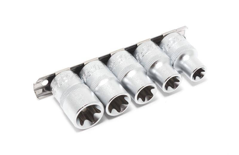 Набор головок Е-профиль 5 предметов 1/2" (E12,E14,E16,E18,E20), на планке Forsage F-4053
Набор головок Е-профиль 5 предметов 1/2" (E12,E14,E16,E18,E20), на планке Forsage F-4053