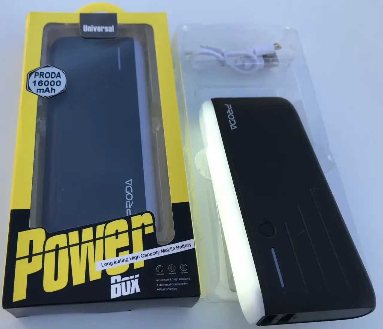 Powerbank Remax 16000 mAh, Повербанк с фонариком Внешний портативный аккумулятор, универсальный повербанк
Powerbank Remax 16000 mAh, Повербанк с фонариком Внешний портативный аккумулятор, универсальный повербанк