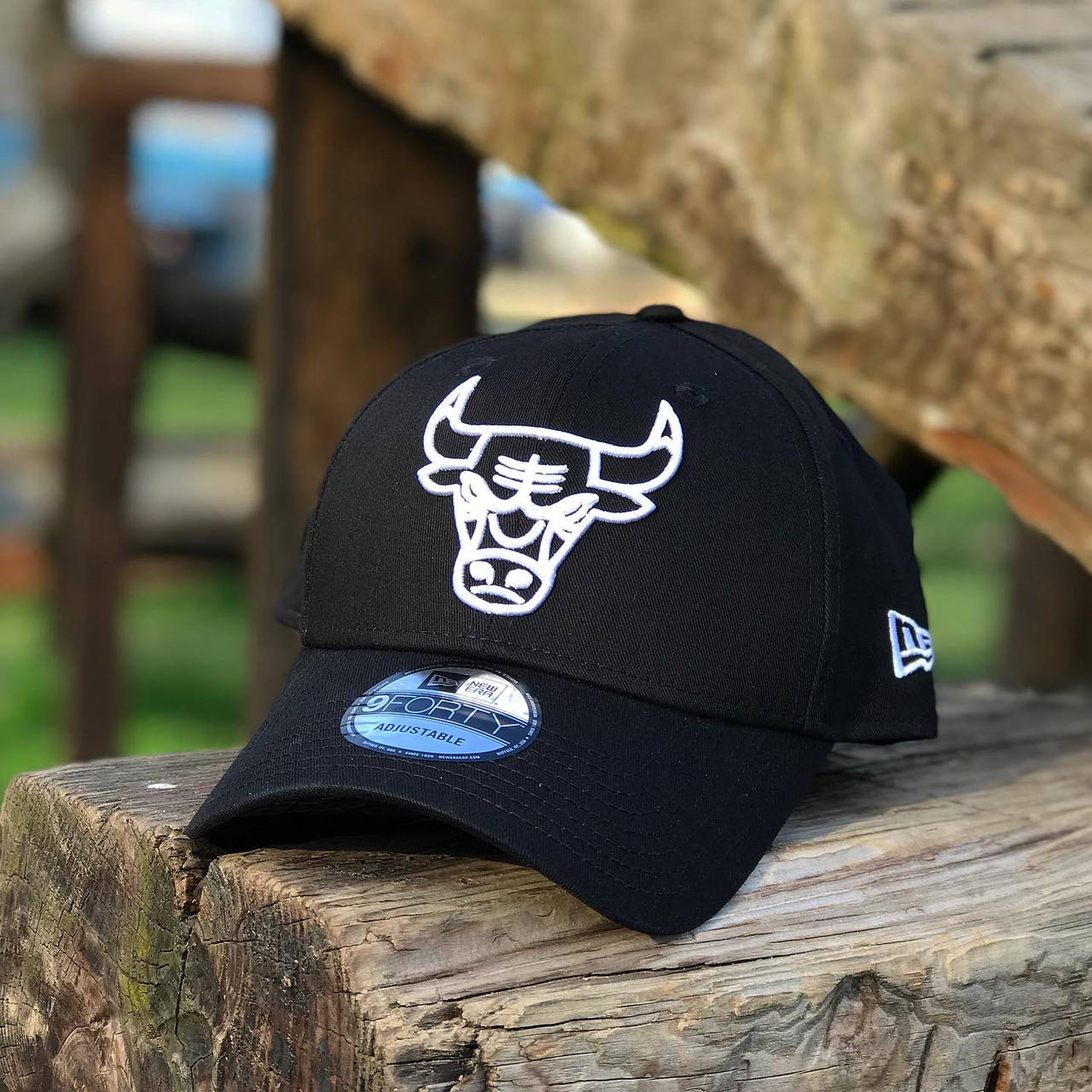 Оригинальная черная бейсболка New Era 9Forty Essential NBA Chicago Bulls 12292586, Черный
Оригинальная черная бейсболка New Era 9Forty Essential NBA Chicago Bulls 12292586, Черный