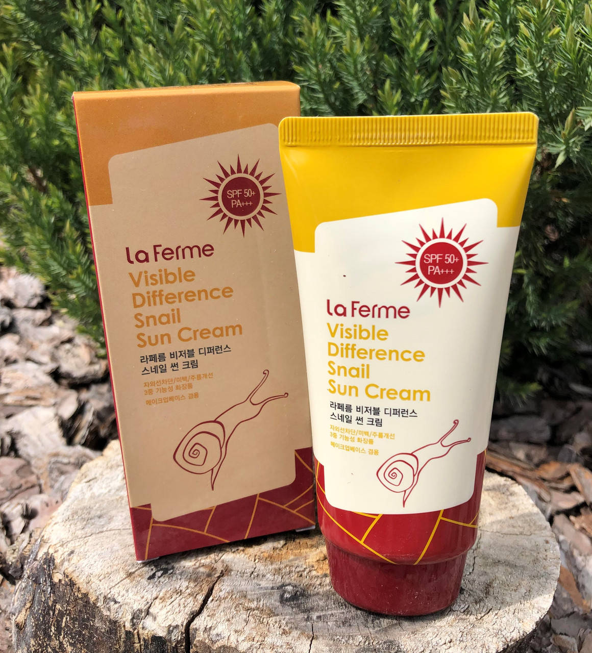 Солнцезащитный крем с экстрактом улитки Farm Stay Visible Difference Snail Sun Cream SPF50PA+++
Солнцезащитный крем с экстрактом улитки Farm Stay Visible Difference Snail Sun Cream SPF50PA+++