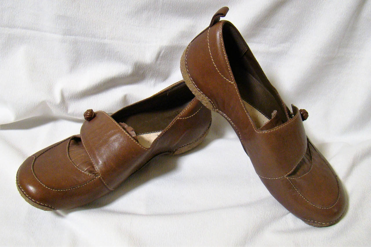 Туфли женские кожаные коричневые Clarks (Размер 39 (UK6½)), Коричневый
Туфли женские кожаные коричневые Clarks (Размер 39 (UK6½)), Коричневый