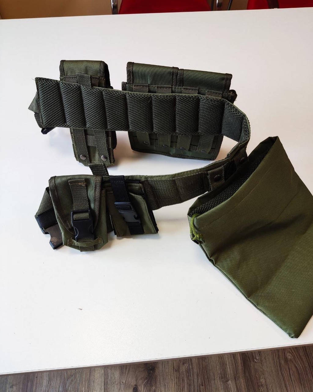 Комплект пояс з підсумками
Комплект пояс з підсумками