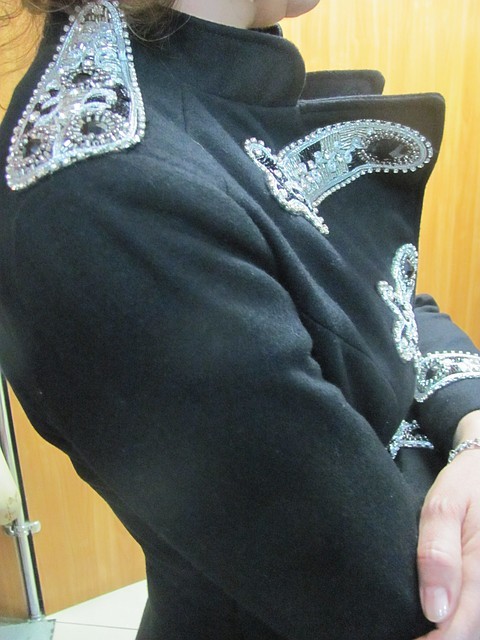 Итальянское пальто с эполетами Balmain