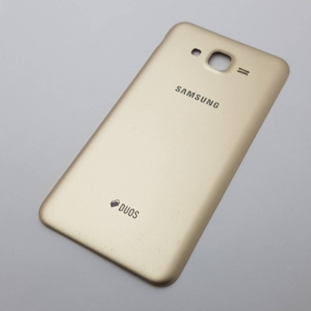 Задняя крышка Samsung J700H Galaxy J7 золотая Сервисный оригинал с разборки, Золотистый
Задняя крышка Samsung J700H Galaxy J7 золотая Сервисный оригинал с разборки, Золотистый