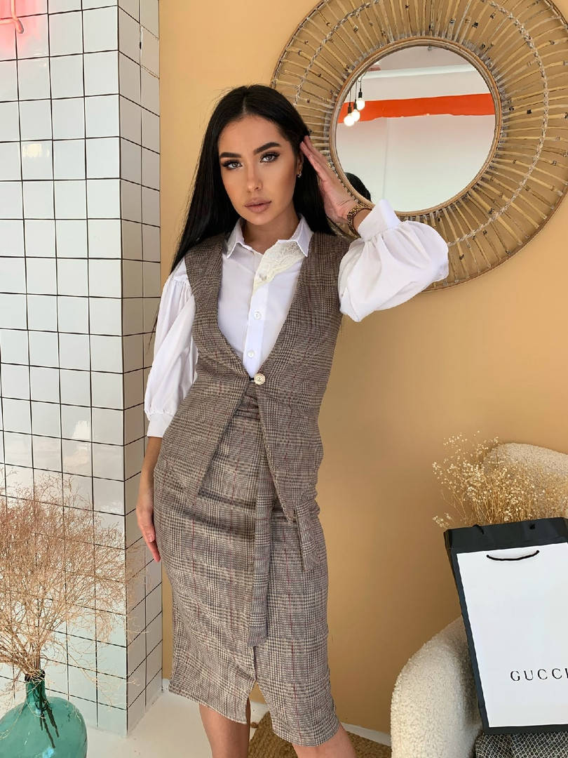 Женский костюм в клетку юбка с жилеткой замш на дайвинге 42-44; 46-48 "LARA-3" недорого от поставщика
Женский костюм в клетку юбка с жилеткой замш на дайвинге 42-44; 46-48 "LARA-3" недорого от поставщика