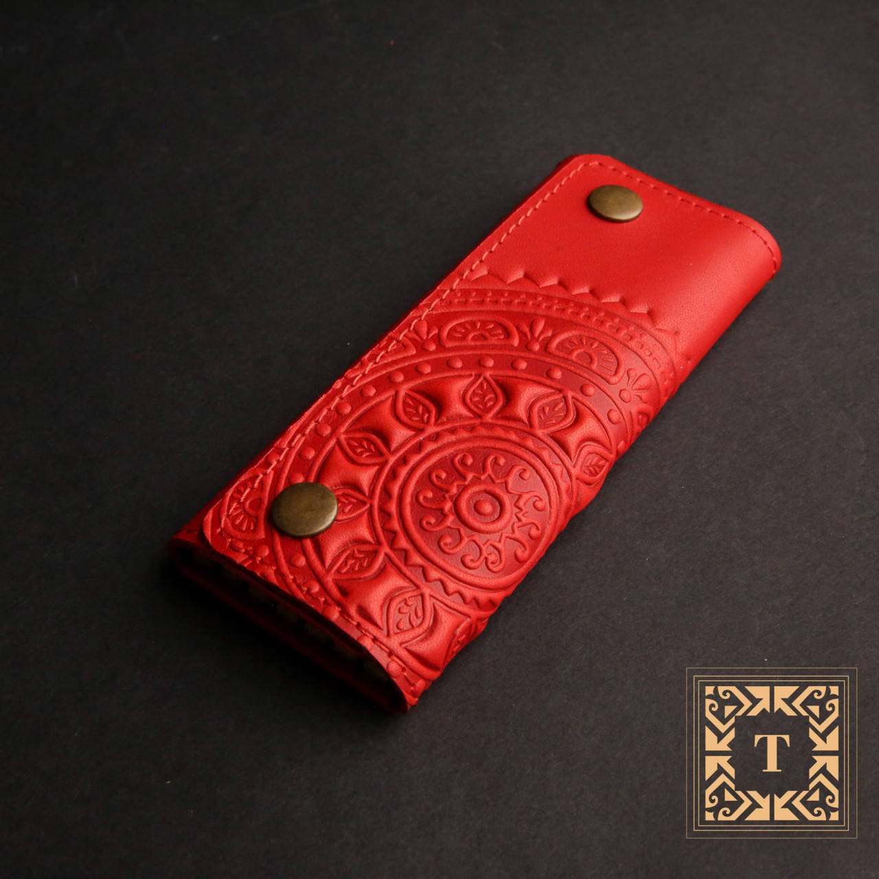 Шкіряна ключниця "Мандала" червона, Красный 
Шкіряна ключниця "Мандала" червона, Красный