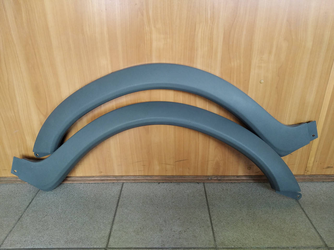 Арка крыла декоративная Газель, Соболь с 2003 года (комплект), Серый 
Арка крыла декоративная Газель, Соболь с 2003 года (комплект), Серый