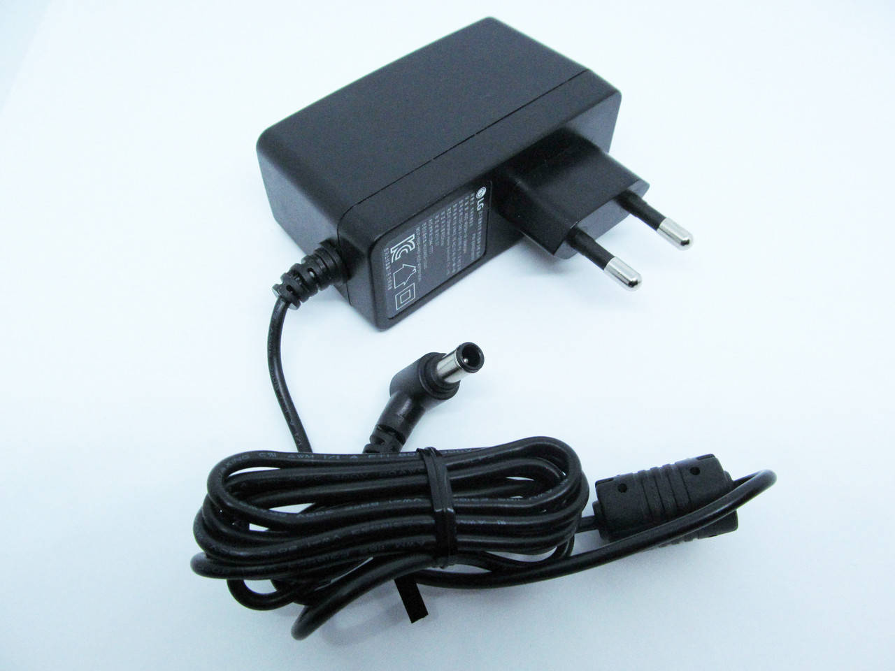 Сетевой блок питания для мониторов LG 19В, 2.1А (40W), разъем 6.5/4.4 (pin inside), ОРИГИНАЛЬНЫЙ
Сетевой блок питания для мониторов LG 19В, 2.1А (40W), разъем 6.5/4.4 (pin inside), ОРИГИНАЛЬНЫЙ
