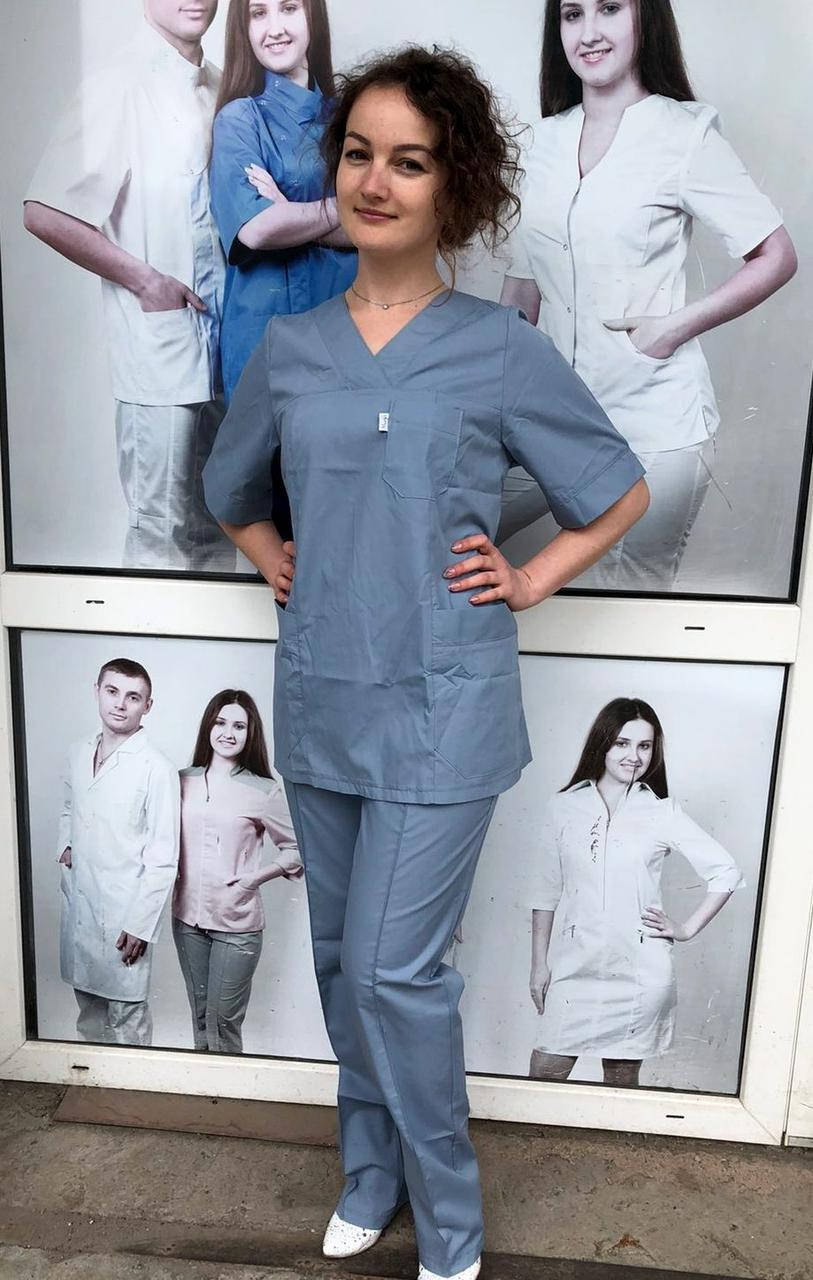 Медицинский костюм женский больших размеров 60-64 "Аврора ", хирургический костюм с коротким рукавом.
Медицинский костюм женский больших размеров 60-64 "Аврора ", хирургический костюм с коротким рукавом.