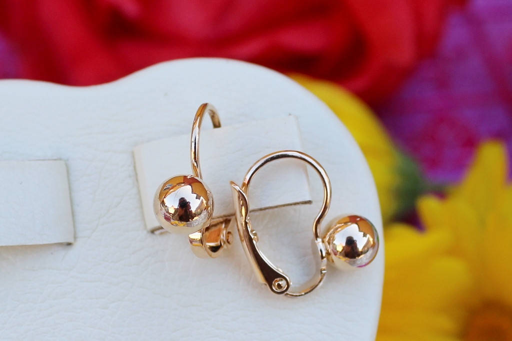 Серьги детские Xuping Jewelry шарики 5 мм с французской застежкой длина 1,5 см золотистые
Серьги детские Xuping Jewelry шарики 5 мм с французской застежкой длина 1,5 см золотистые