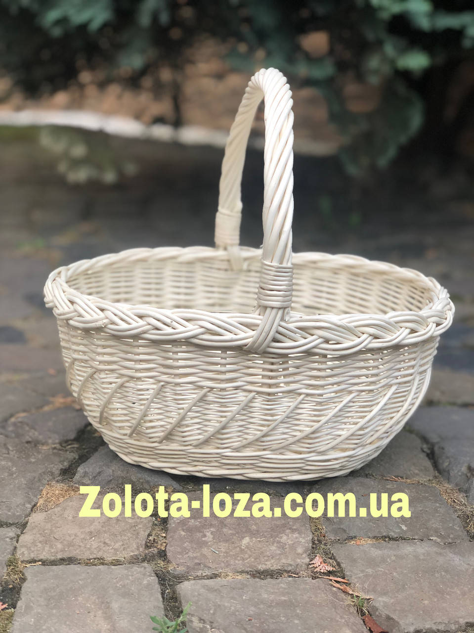 Корзина плетеная с белой лозы. Арт: 3088
Корзина плетеная с белой лозы. Арт: 3088
