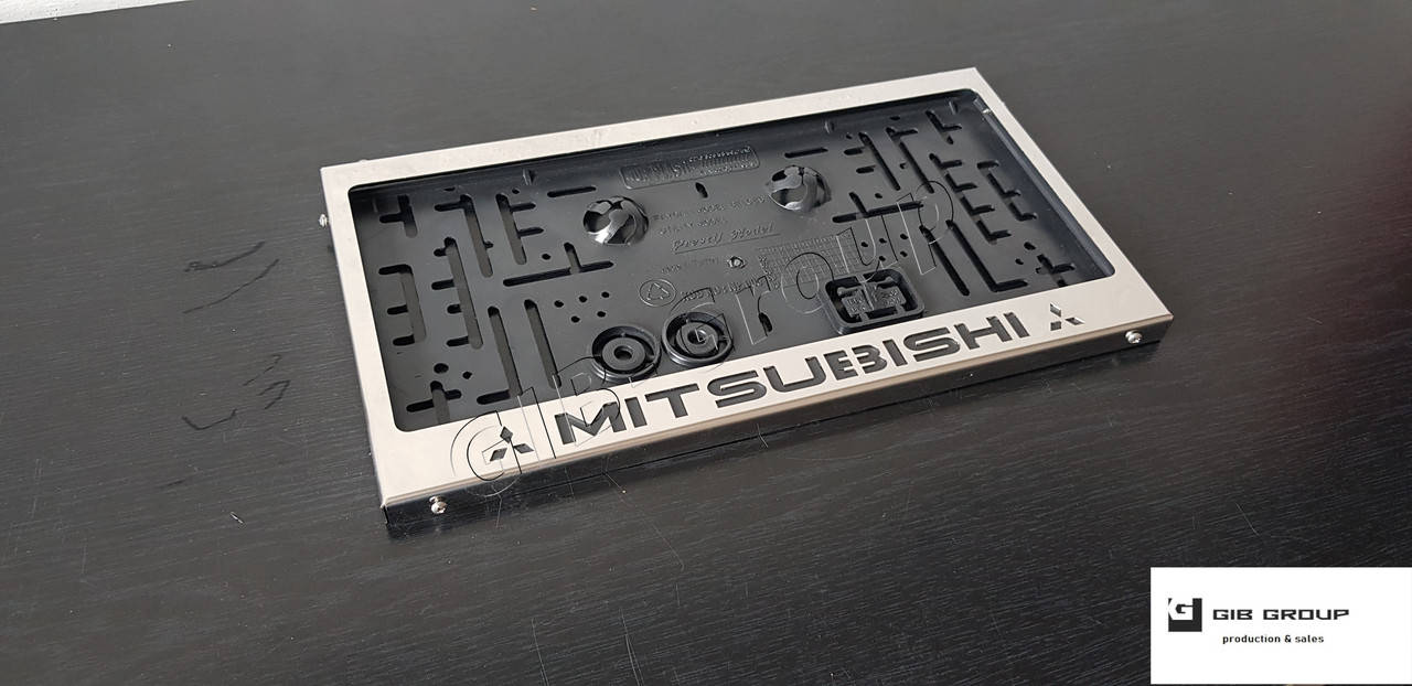 Рамка номерного знака (Американский номер) (USA) с надписью и логотипом "Mitsubshi" + Logo
Рамка номерного знака (Американский номер) (USA) с надписью и логотипом "Mitsubshi" + Logo