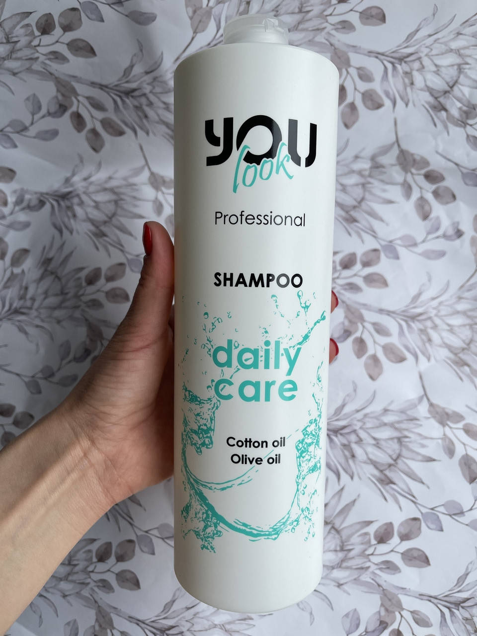 Шампунь Daily Care для ежедневного ухода с хлопковым и оливковым маслом за здоровыми волосами "You look Profes
Шампунь Daily Care для ежедневного ухода с хлопковым и оливковым маслом за здоровыми волосами "You look Profes