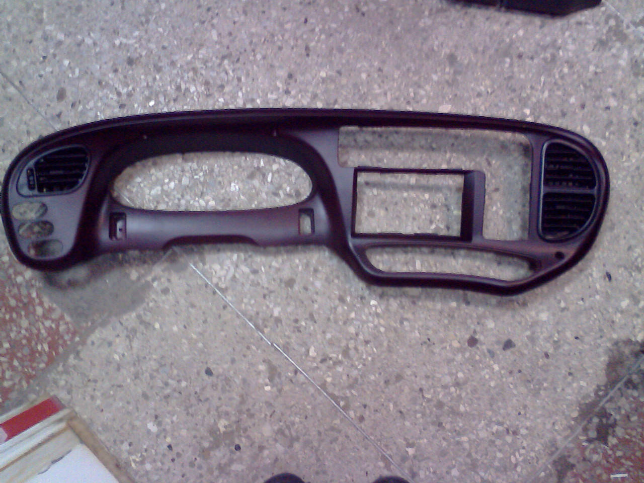 Рамка панели приборов Hyundai HD 65/72/78
Рамка панели приборов Hyundai HD 65/72/78