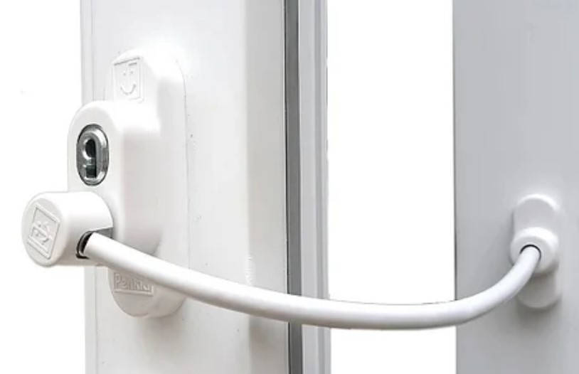 Блокиратор открывания окна от детей WINDOW Restrictor, белый | Детский замок на пластиковые окна
Блокиратор открывания окна от детей WINDOW Restrictor, белый | Детский замок на пластиковые окна