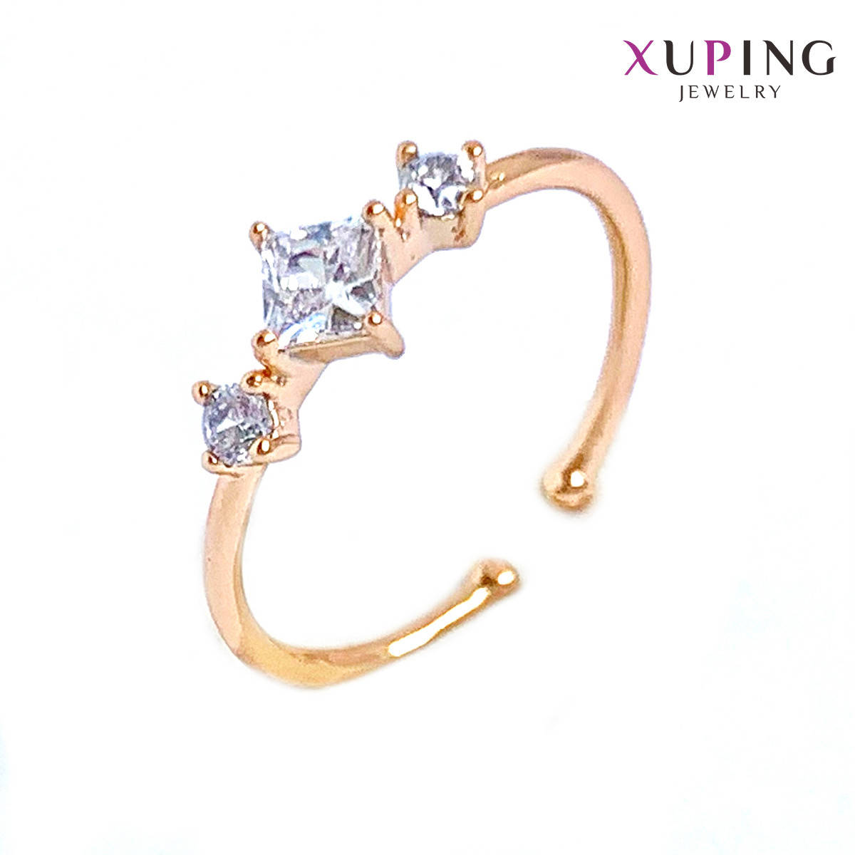 Кольцо Xuping, белые фианиты (куб. цирконий), ширина 4 мм, вес 2 г, позолота 18K, ХР01632 (Безрозмірна)
Кольцо Xuping, белые фианиты (куб. цирконий), ширина 4 мм, вес 2 г, позолота 18K, ХР01632 (Безрозмірна)