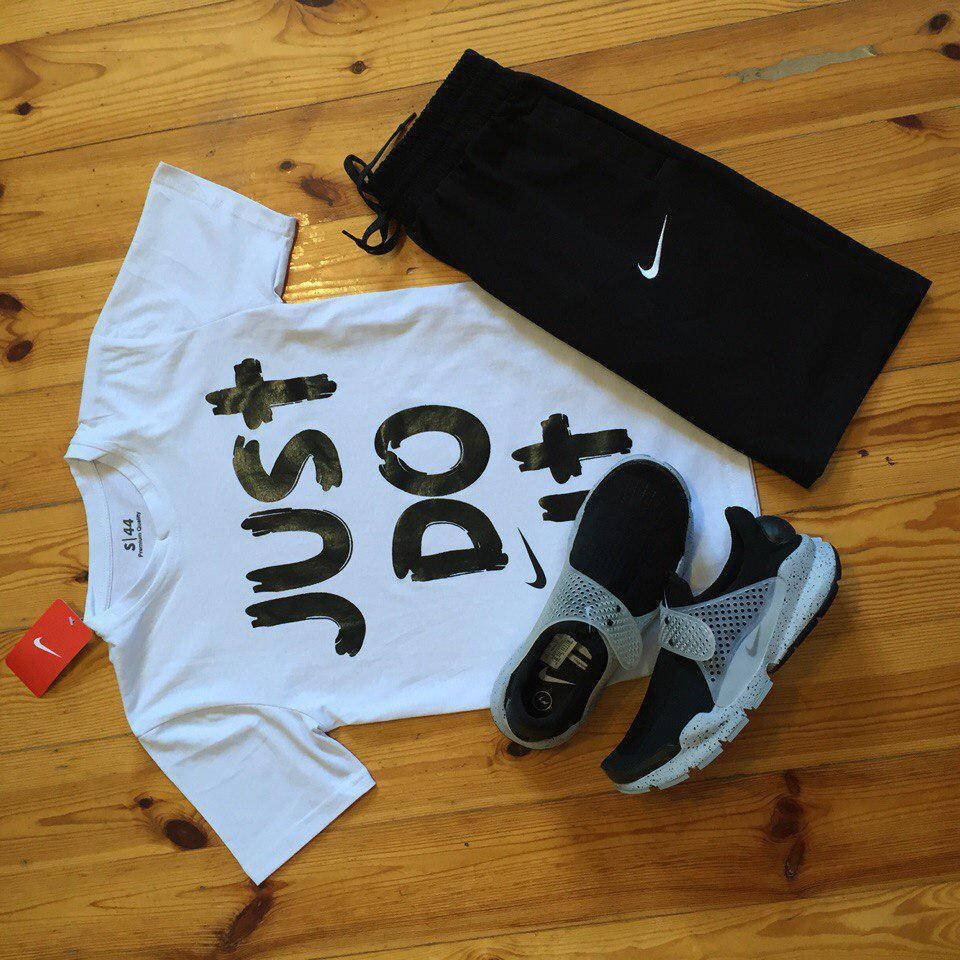 Комплект футболка и шорты мужские Nike Летний мужской костюм В стиле Nike Just Do It, Белый
Комплект футболка и шорты мужские Nike Летний мужской костюм В стиле Nike Just Do It, Белый