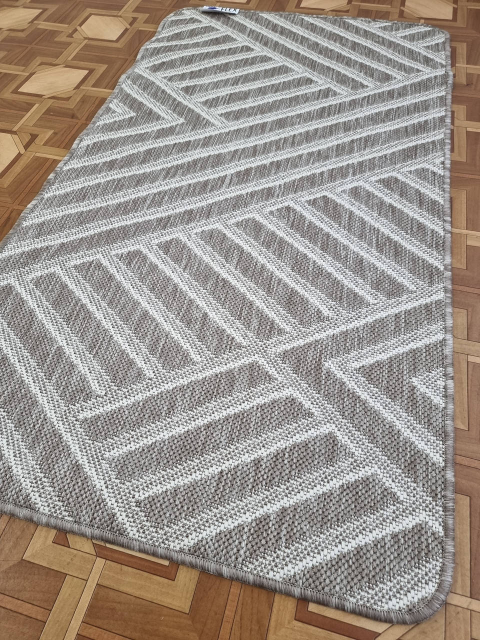 Безворсовый коврик на латексной основе Flex 0.67х2, Бежевый
Безворсовый коврик на латексной основе Flex 0.67х2, Бежевый