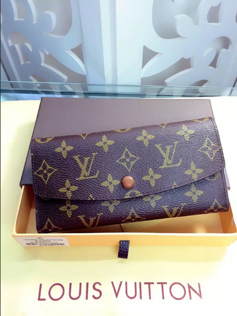 Модный кошелек Louis Vuitton коричневый Премиум Качество клатч Трендовый барсетка Луи Виттон
Модный кошелек Louis Vuitton коричневый Премиум Качество клатч Трендовый барсетка Луи Виттон