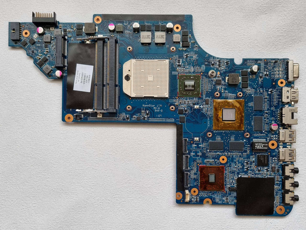 Материнська плата (неробоча) "HP Pavilion dv7-6000 series" / PCB: HPMH-41-AB6300-D00G / AMD
Материнська плата (неробоча) "HP Pavilion dv7-6000 series" / PCB: HPMH-41-AB6300-D00G / AMD