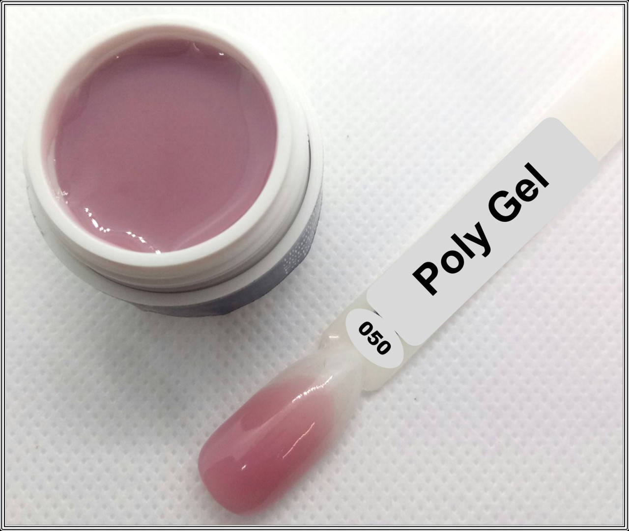 Полигель PolyGel City Nail для укрепления и наращивания ногтей 050 темно - бежево - розовый 15 мл
Полигель PolyGel City Nail для укрепления и наращивания ногтей 050 темно - бежево - розовый 15 мл