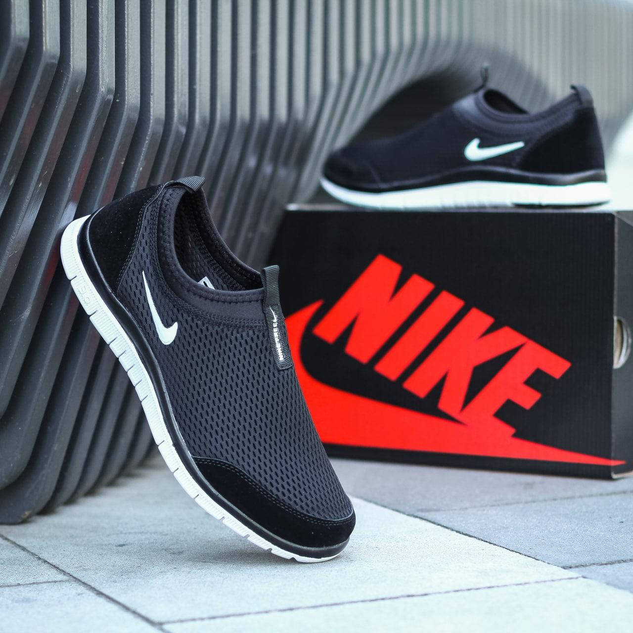 Мужские летние кроссовки Nike Free Run (чёрные) мягкие воздухопроницаемые кроссы без шнуровки 1981 тренд 42, Черный
Мужские летние кроссовки Nike Free Run (чёрные) мягкие воздухопроницаемые кроссы без шнуровки 1981 тренд 42, Черный