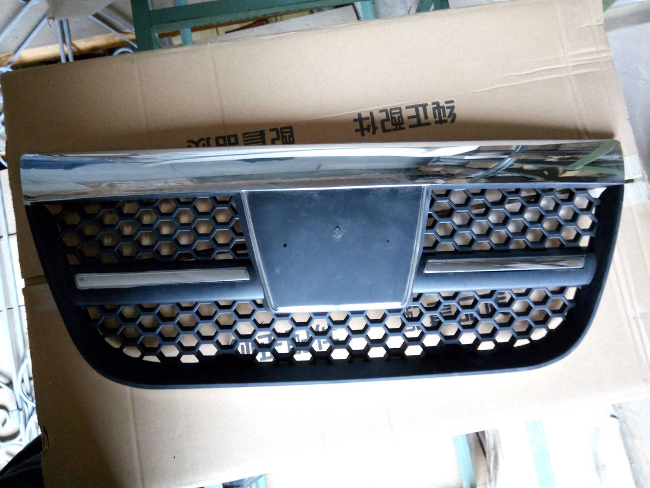 Решетка радиатора под эмблему Chery Tiggo (Чери Тигго) 
Решетка радиатора под эмблему Chery Tiggo (Чери Тигго)