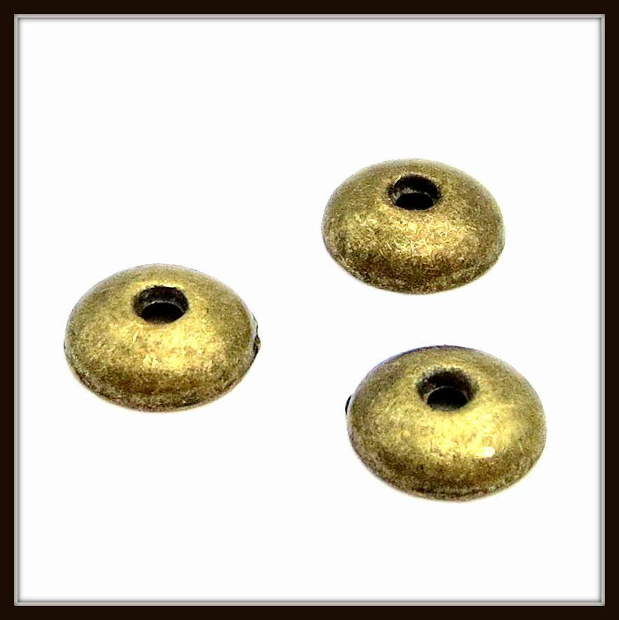 Обниматели для бусин бали "бронза" (d 0,6 см, h 0,2) 60 шт в уп.
Обниматели для бусин бали "бронза" (d 0,6 см, h 0,2) 60 шт в уп.