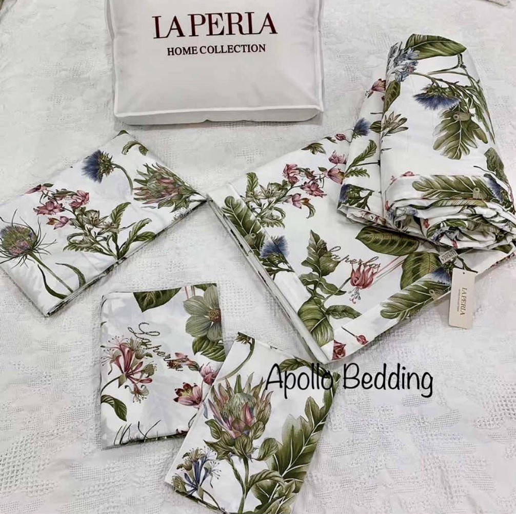 Комплект постельного белья La Perla из люкс сатина
Комплект постельного белья La Perla из люкс сатина