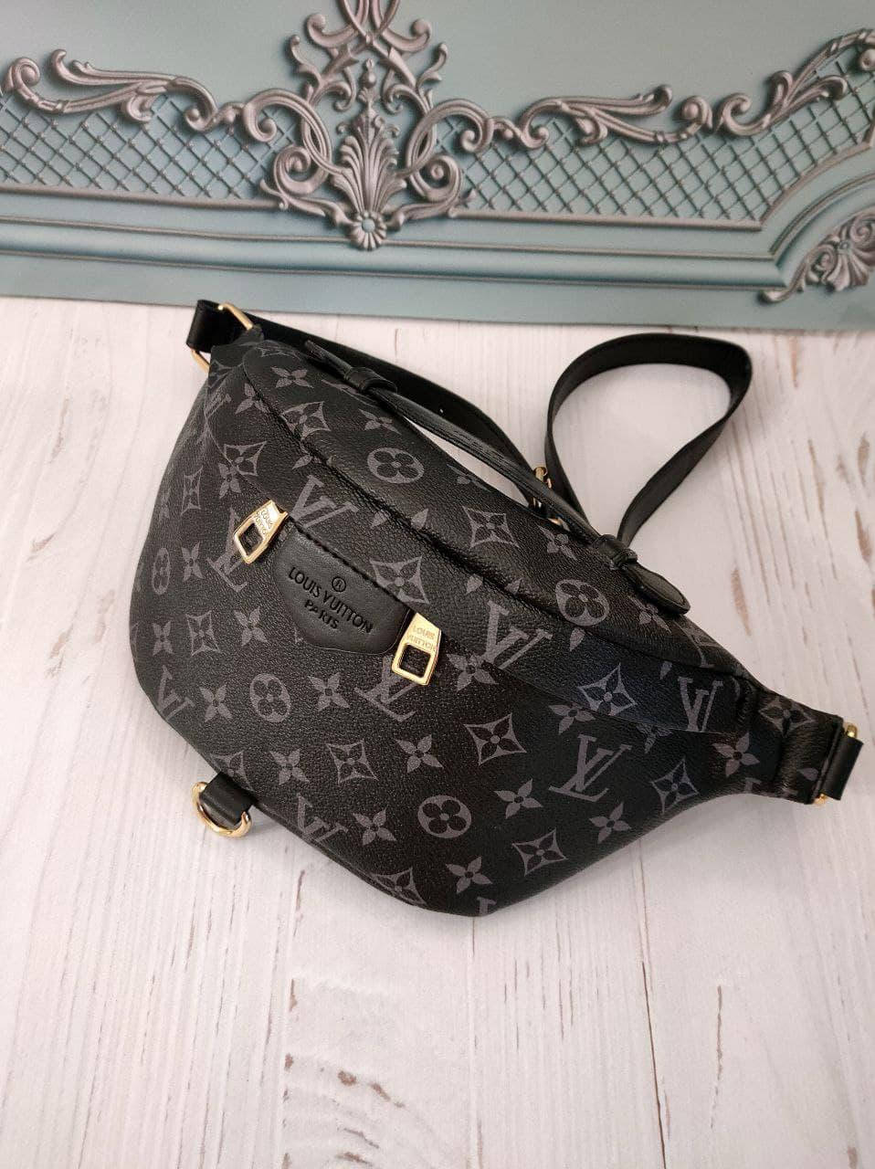 Бананка черная Louis Vuitton Сумочка на пояс Луи Витон мужская женская унисекс Люкс качество LV, Черный
Бананка черная Louis Vuitton Сумочка на пояс Луи Витон мужская женская унисекс Люкс качество LV, Черный